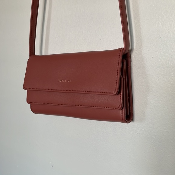 Blush Matt & Nat Crossover Wallet/Bag - Picture 1 of 6